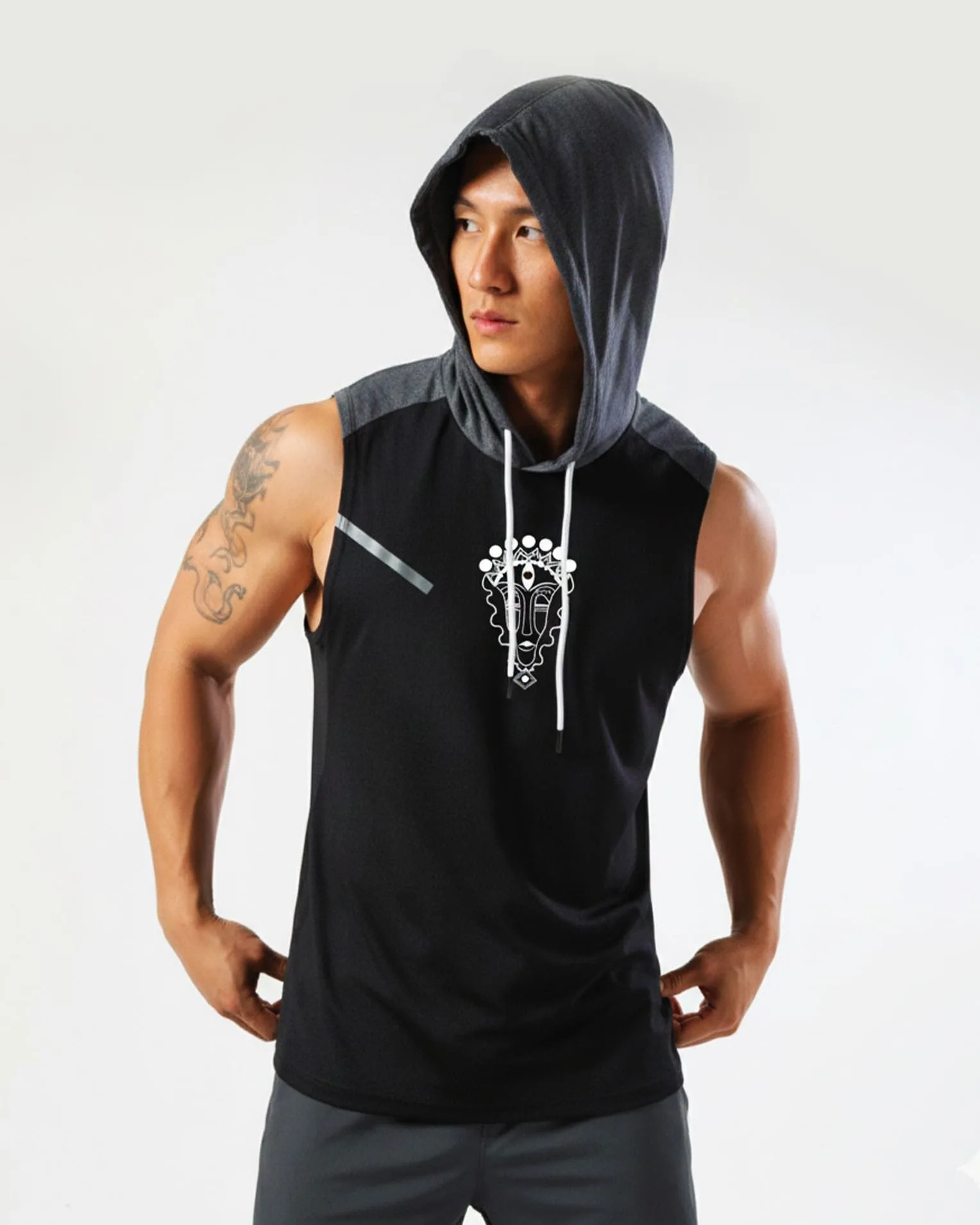 Kokudé Sleeveless Signature Hoodies - Image 3